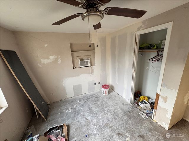 221 2nd Avenue N, Algona, WA 98001