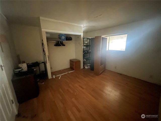 221 2nd Avenue N, Algona, WA 98001
