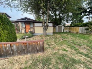 221 2nd Avenue N, Algona, WA 98001