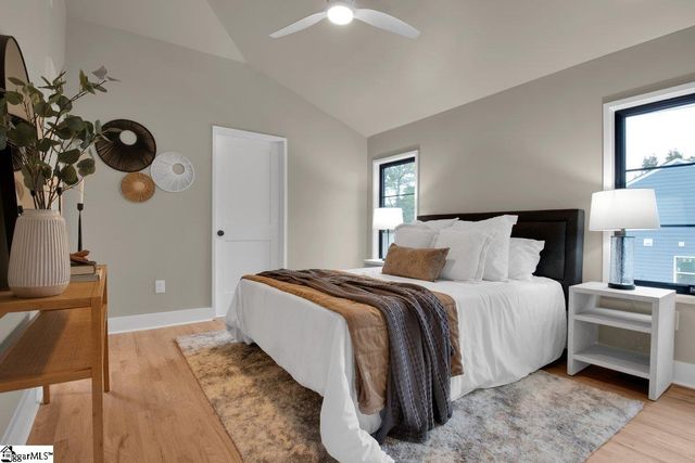 210 Woodfield Avenue, Fountain Inn, SC 29644