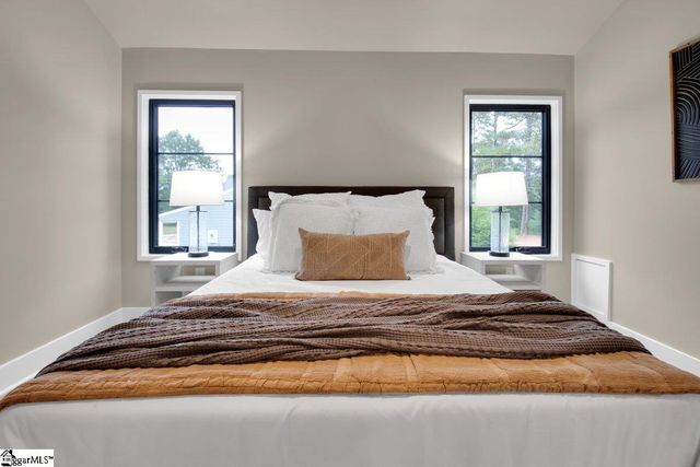 210 Woodfield Avenue, Fountain Inn, SC 29644