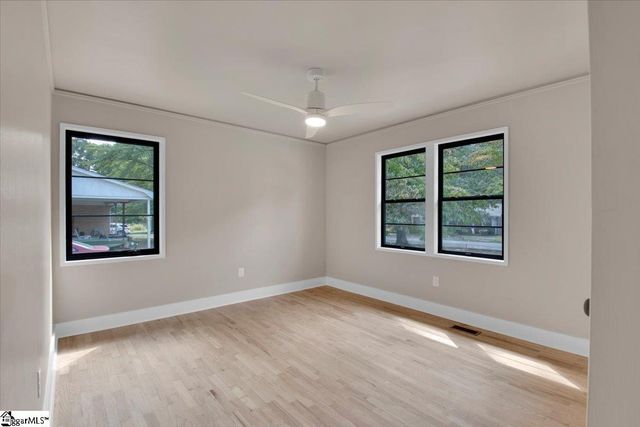 210 Woodfield Avenue, Fountain Inn, SC 29644