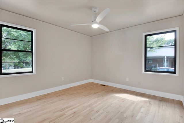 210 Woodfield Avenue, Fountain Inn, SC 29644