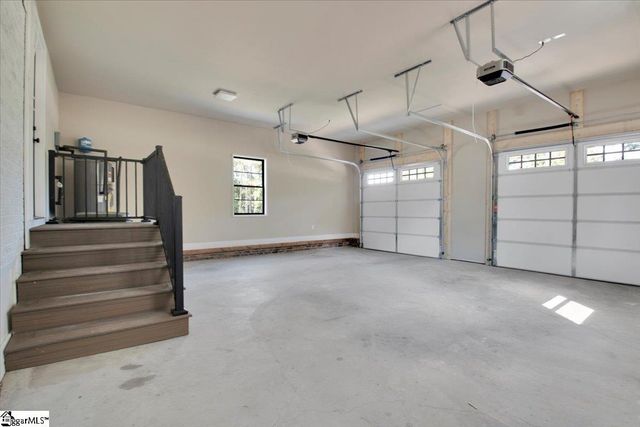 210 Woodfield Avenue, Fountain Inn, SC 29644