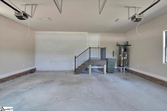 210 Woodfield Avenue, Fountain Inn, SC 29644