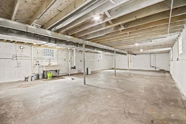 14611 Kostner Avenue, Midlothian, IL 60445