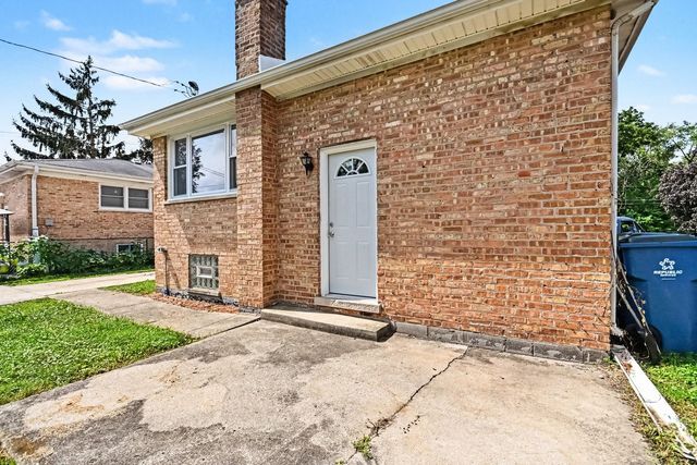 14611 Kostner Avenue, Midlothian, IL 60445