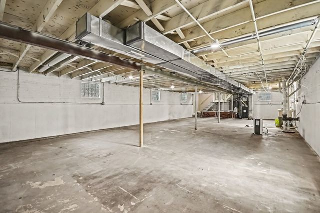 14611 Kostner Avenue, Midlothian, IL 60445