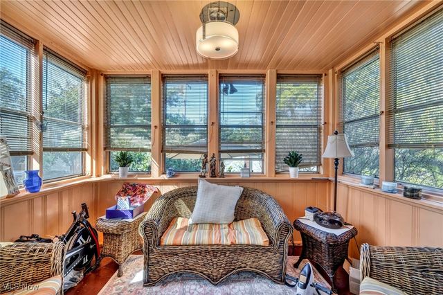 3877 Faversham Road, University Heights, OH 44118