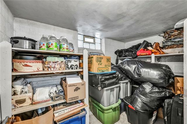 3877 Faversham Road, University Heights, OH 44118