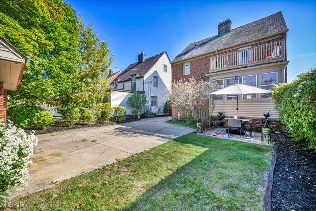 3877 Faversham Road, University Heights, OH 44118