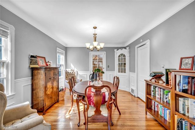 3877 Faversham Road, University Heights, OH 44118