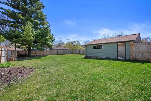 4146 S Logan AVENUE, Milwaukee, WI 53207