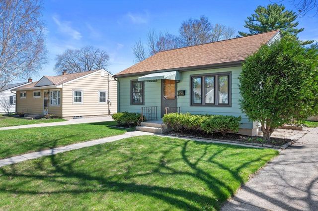 4146 S Logan AVENUE, Milwaukee, WI 53207