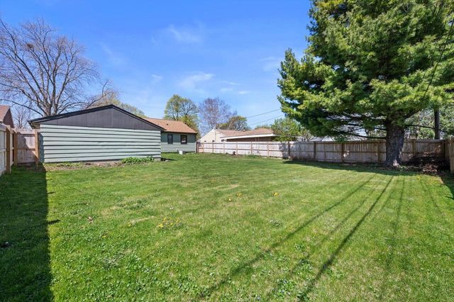 4146 S Logan AVENUE, Milwaukee, WI 53207