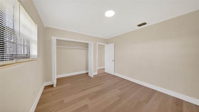 8200 NW 34th Ave, Miami, FL 33147