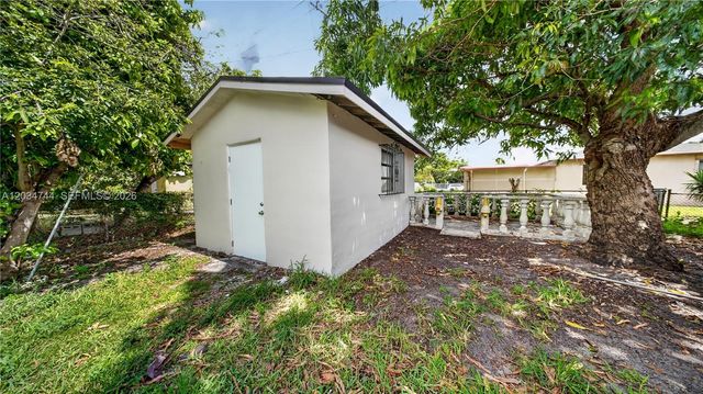 8200 NW 34th Ave, Miami, FL 33147