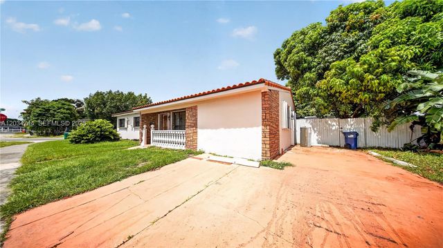 8200 NW 34th Ave, Miami, FL 33147