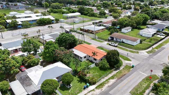8200 NW 34th Ave, Miami, FL 33147