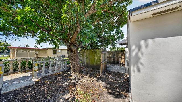 8200 NW 34th Ave, Miami, FL 33147