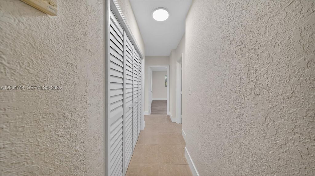 Image 13 of property listing at 8200 NW 34th Ave, Miami, FL 33147