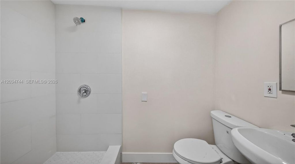 Image 25 of property listing at 8200 NW 34th Ave, Miami, FL 33147