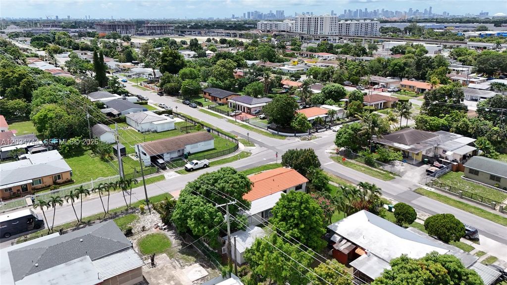 Image 46 of property listing at 8200 NW 34th Ave, Miami, FL 33147