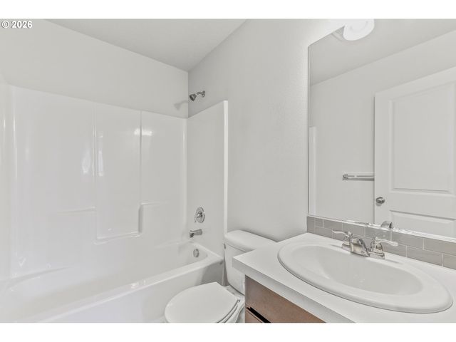 1900 Ne 117TH Ct, Vancouver, WA 98684
