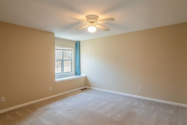 5312 Kellys Point, Ooltewah, TN 37363