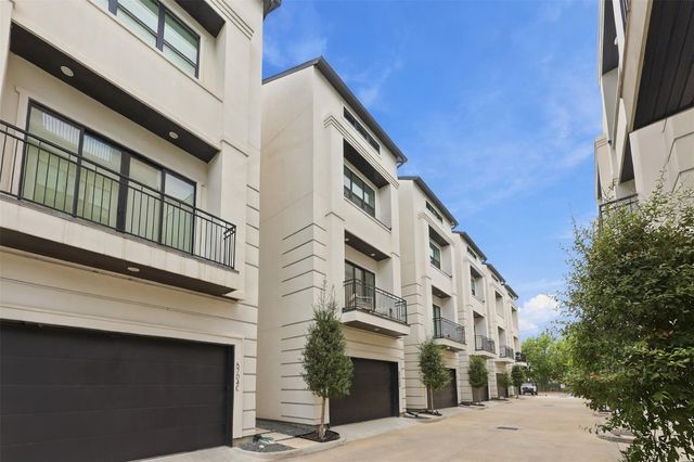 5704 Fairdale Lane B, Houston, TX 77057