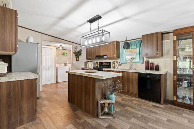 415 County Road 2268, Cleveland, TX 77327