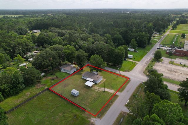 415 County Road 2268, Cleveland, TX 77327