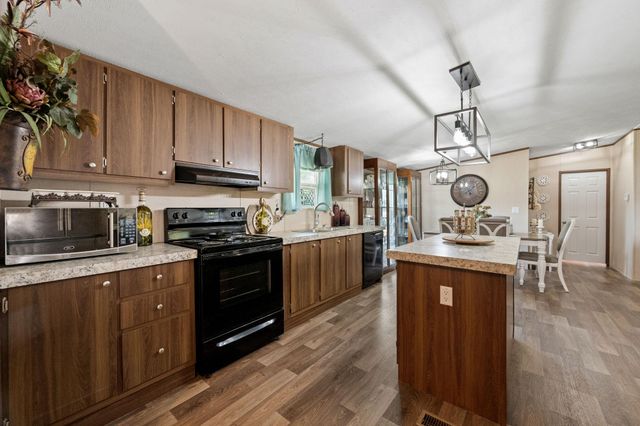 415 County Road 2268, Cleveland, TX 77327