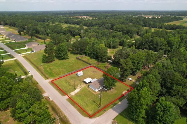 415 County Road 2268, Cleveland, TX 77327