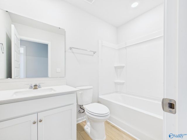15395 Grayson Circle, Athens, AL 35611