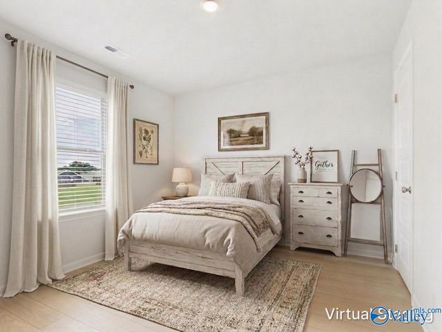 15395 Grayson Circle, Athens, AL 35611
