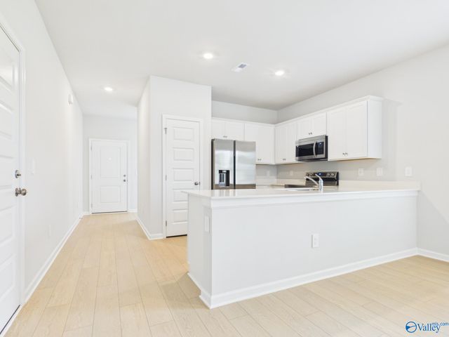 15395 Grayson Circle, Athens, AL 35611