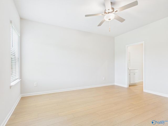 15395 Grayson Circle, Athens, AL 35611