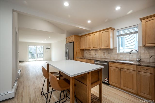 14 Deane Place, Larchmont, NY 10538