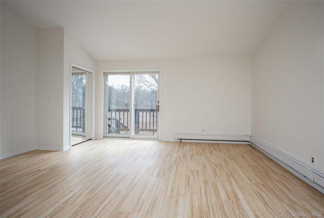 14 Deane Place, Larchmont, NY 10538