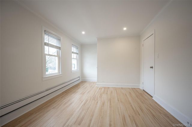 14 Deane Place, Larchmont, NY 10538