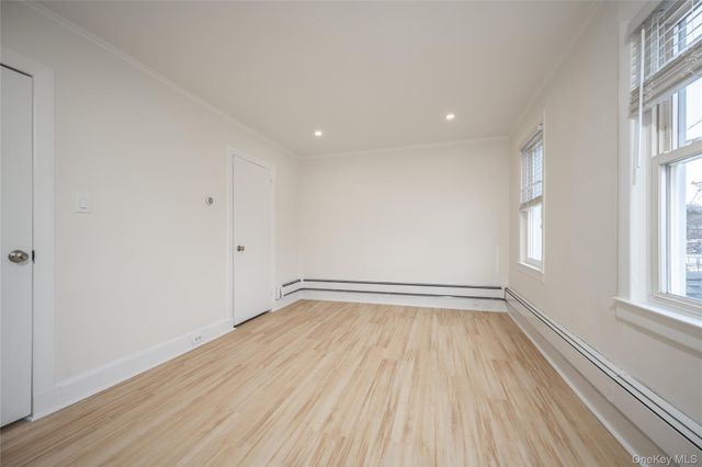 14 Deane Place, Larchmont, NY 10538