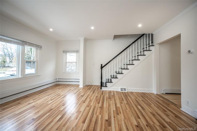 14 Deane Place, Larchmont, NY 10538