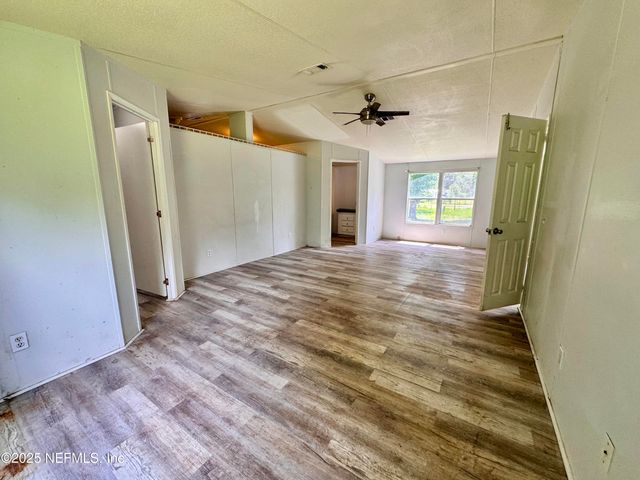 22956 BRANDON Road, Lawtey, FL 32058