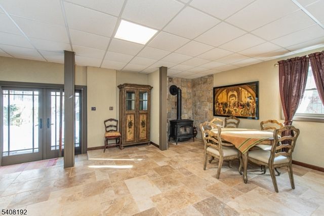 69 Buena Vista Dr, Ringwood Boro, NJ 07456