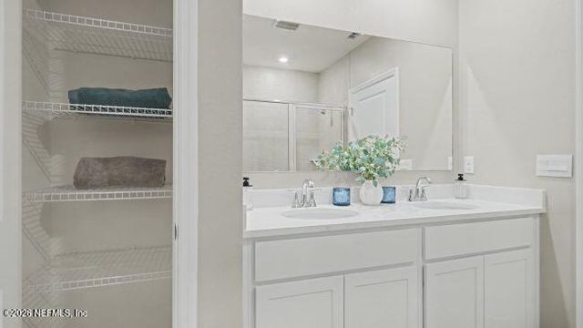 1057 WELDA Lane, Jacksonville, FL 32221