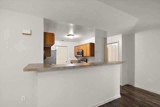 47855 Cardiff Avenue, Canton, MI 48188