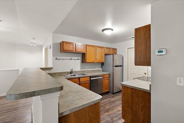 47855 Cardiff Avenue, Canton, MI 48188