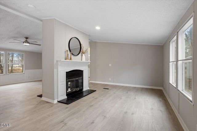 304 E Pope Avenue, Kenly, NC 27542