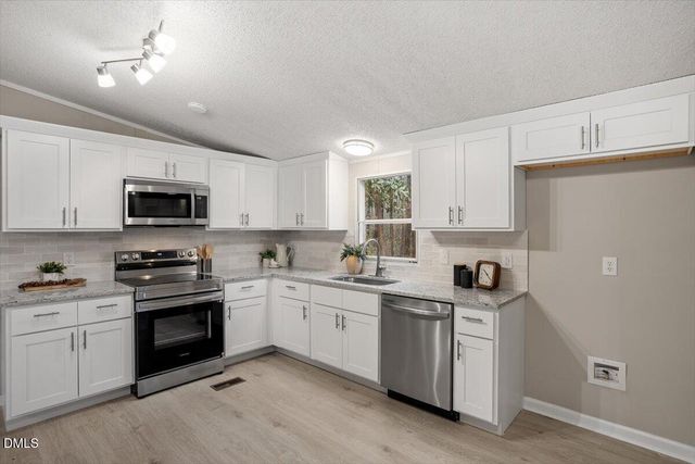 304 E Pope Avenue, Kenly, NC 27542